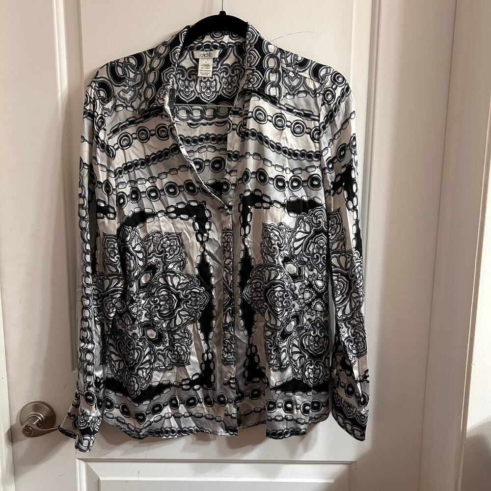 Vintage Cache Silk Shirt Black White Baroque Chain Pattern w Pearl Snap Closure